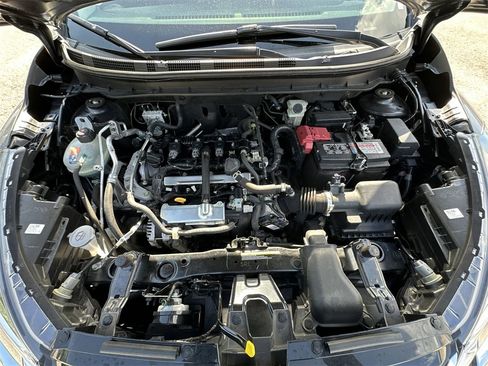 Certified 2022 Nissan Kicks S image 24