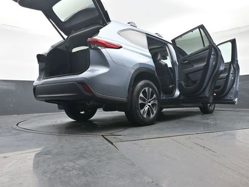 Used 2022 Toyota Highlander XLE image 58