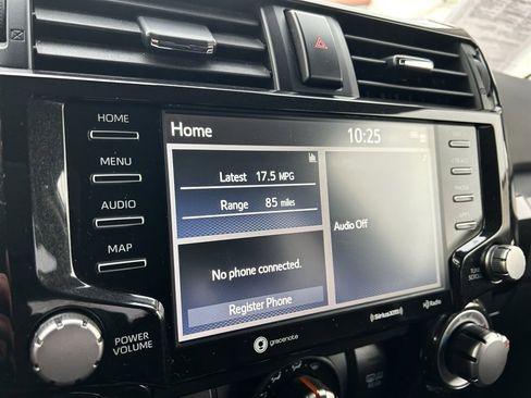 Certified 2024 Toyota 4Runner TRD Off-Road image 21