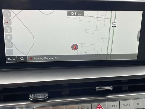 New 2025 Kia Telluride S image 38