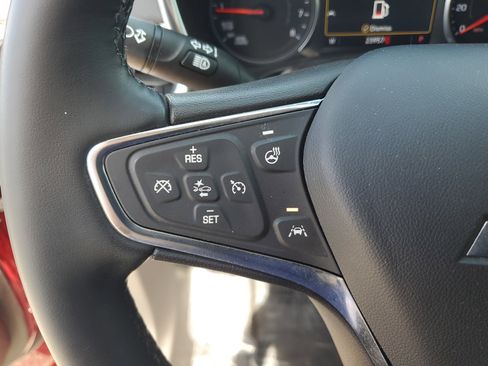 Used 2024 Chevrolet Equinox LT FWD image 19