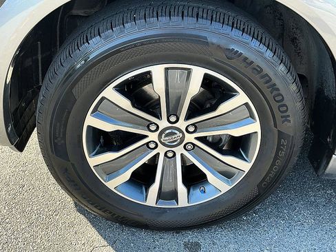Used 2019 Nissan Armada SL w/ Premium Package RWD image 9
