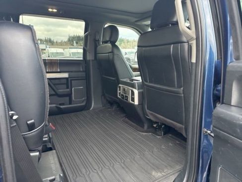 Used 2019 Ford F150 Lariat w/ Equipment Group 502A Luxury image 13