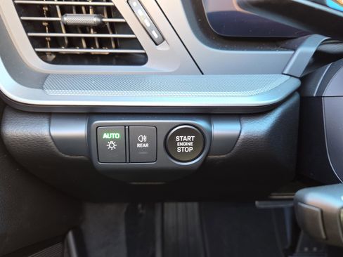 Certified 2025 Porsche 911 Carrera image 25