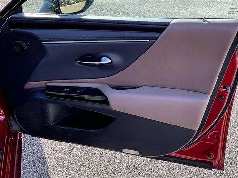 Used 2023 Lexus ES 350 w/ Premium Package image 25