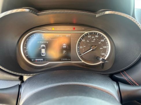 Used 2024 Nissan Versa SR w/ Trunk Package image 22