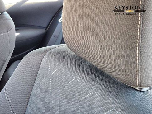 Used 2025 Toyota Corolla LE image 16