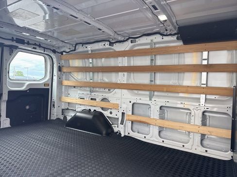 Used 2025 Ford Transit 250 Low Roof w/ Exterior Upgrade Package RWD image 6