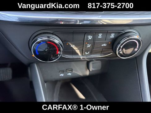 Used 2025 Buick Encore GX Preferred AWD/4WD image 19