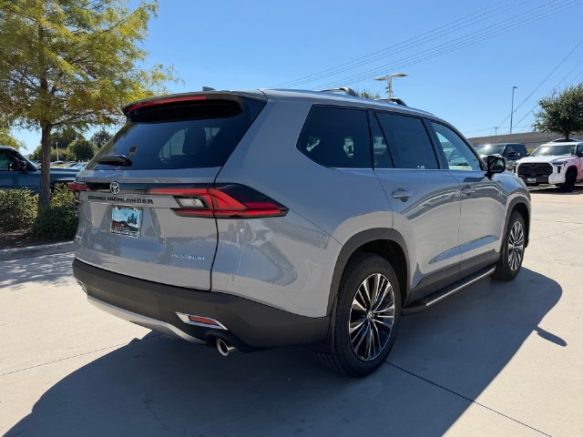 New 2026 Toyota Grand Highlander AWD Hybrid image 4