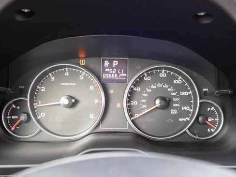 Used 2014 Subaru Outback 2.5i Premium w/ Popular Package #1B AWD/4WD image 37