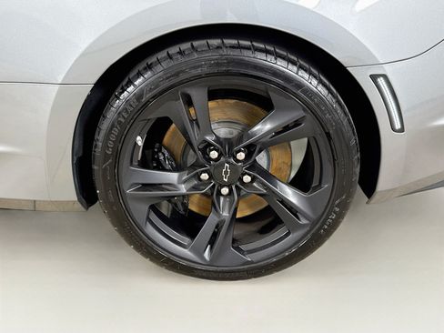 Used 2024 Chevrolet Camaro SS RWD image 31