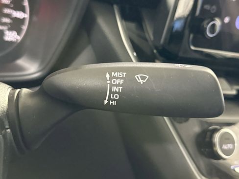 Used 2024 Toyota Corolla LE image 27