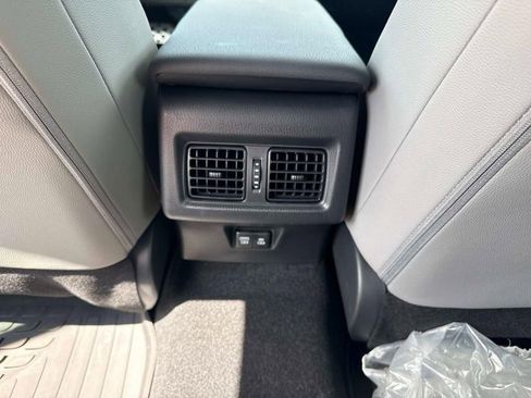 Used 2026 Toyota Camry SE w/ Convenience Package image 14