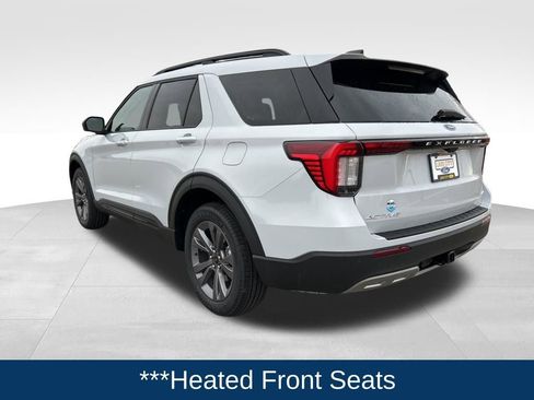 New 2026 Ford Explorer Active w/ Active Comfort Package image 3
