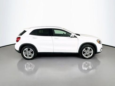 Used 2020 Mercedes-Benz GLA 250 w/ Premium Package image 8