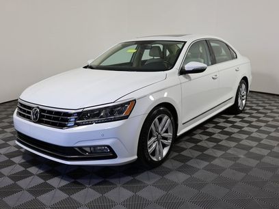 Used 2017 Volkswagen Passat 1.8T SE