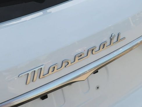 Used 2023 Maserati Grecale Modena AWD/4WD image 9