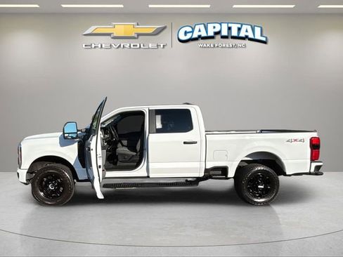 Used 2024 Ford F250 XL w/ STX Appearance Package AWD/4WD image 9
