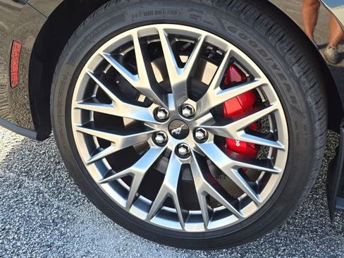 Used 2025 Ford Mustang GT Premium RWD image 10