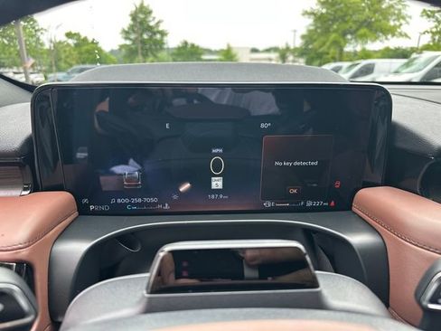New 2026 Lincoln Aviator Reserve AWD/4WD image 26