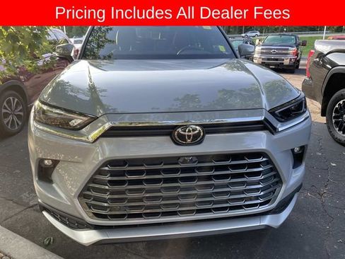 Used 2026 Toyota Grand Highlander AWD Hybrid image 13