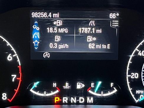 Used 2020 Ford Transit Connect XLT image 11