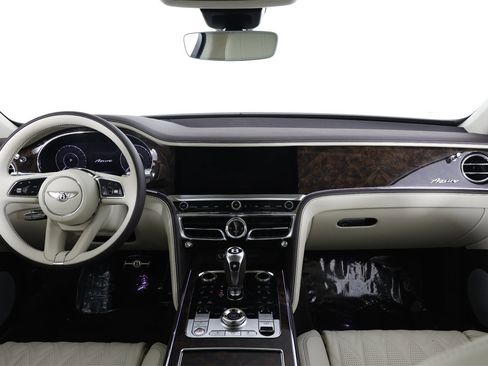 New 2026 Bentley Flying Spur Plug-In Hybrid image 4