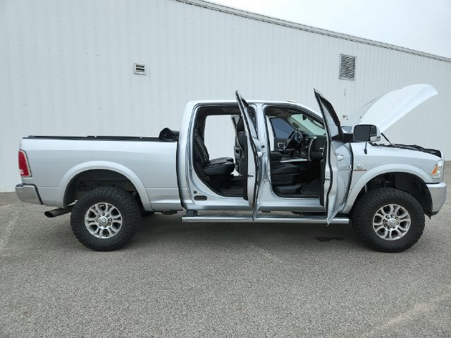Used 2018 RAM 2500 Laramie w/ Snow Chief Group AWD/4WD image 19
