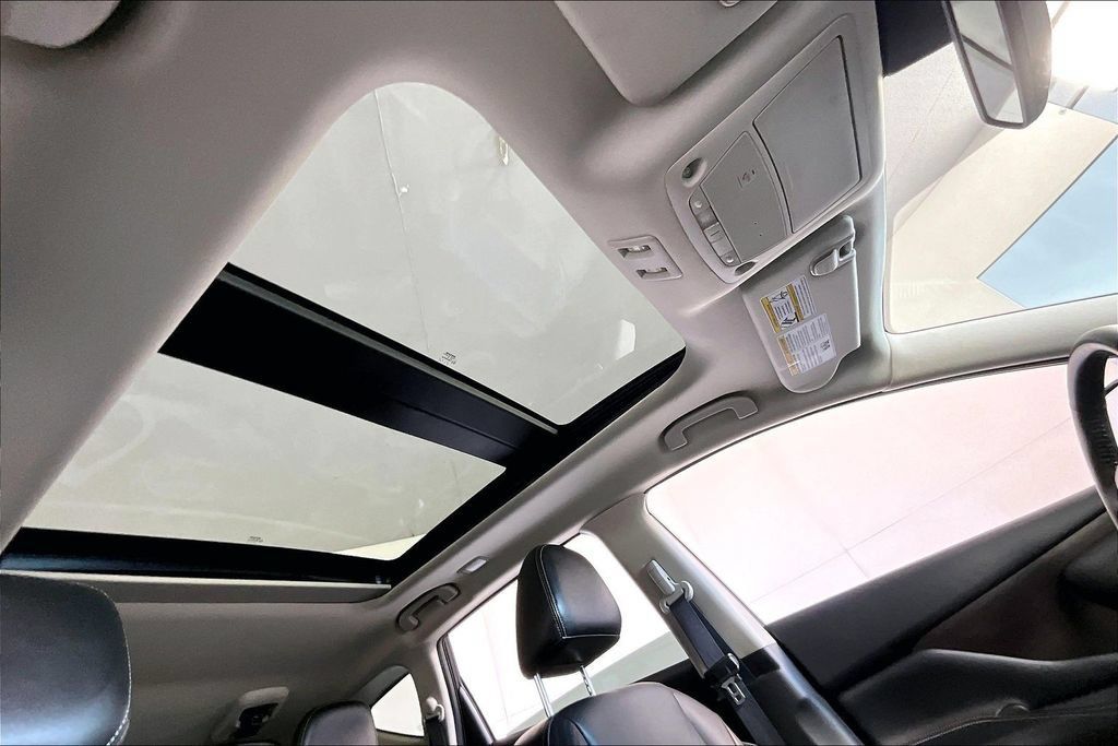 Used 2024 Nissan Murano Platinum w/ Cargo Package FWD image 22