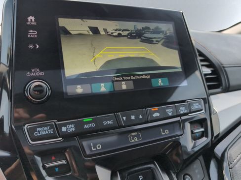 Used 2023 Honda Odyssey Touring image 14