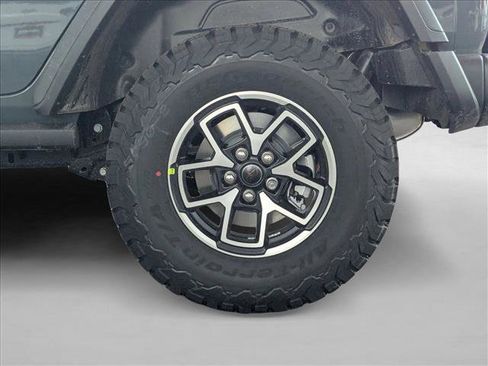 New 2026 Jeep Wrangler Unlimited Rubicon AWD/4WD image 10