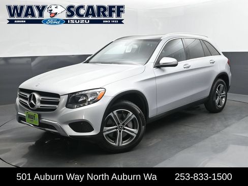 Used 2017 Mercedes-Benz GLC 300 4MATIC image 1