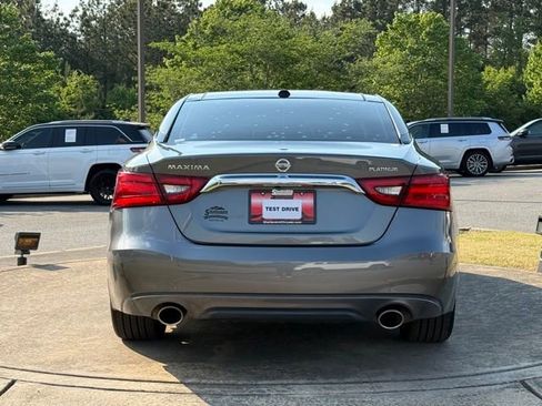 Used 2017 Nissan Maxima Platinum FWD image 6