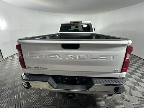 Used 2025 Chevrolet Silverado 2500 LT w/ Convenience Package AWD/4WD image 7