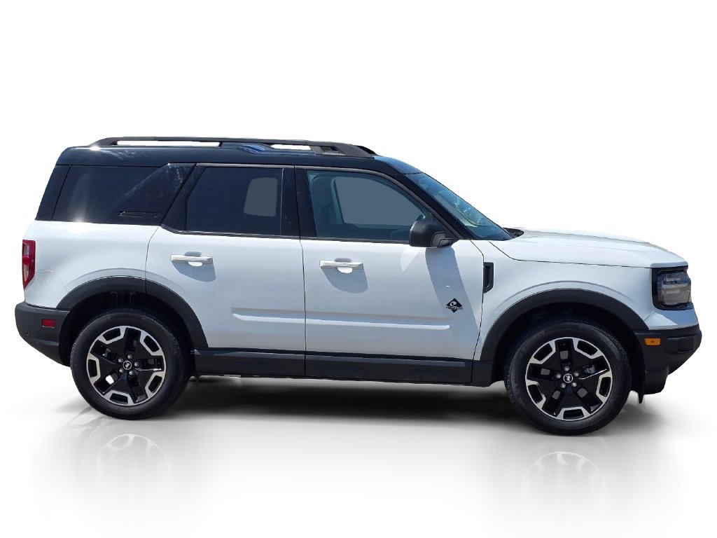 Used 2024 Ford Bronco Sport Outer Banks AWD/4WD image 5