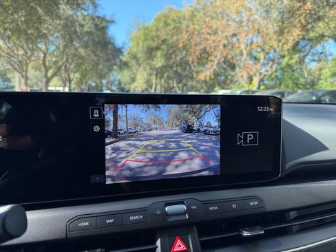 Used 2025 Kia K4 LXS image 17