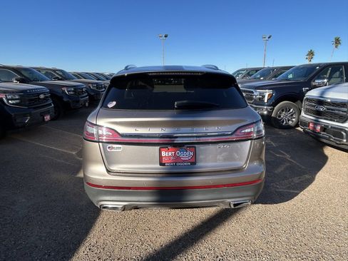 Used 2020 Lincoln Nautilus Reserve image 21