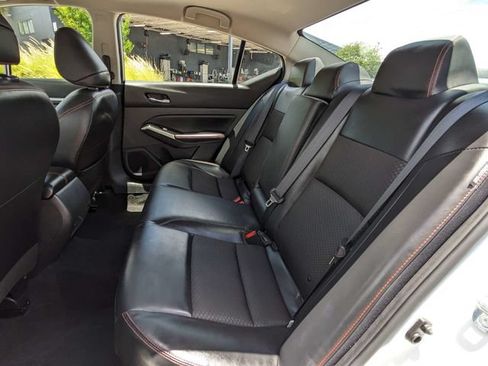 Used 2024 Nissan Altima 2.5 SR FWD image 14