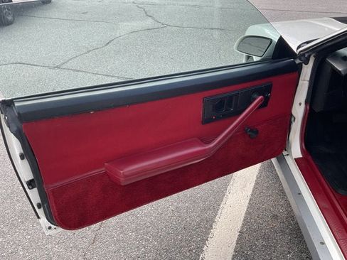 Used 1987 Chevrolet Camaro Z28 RWD image 14