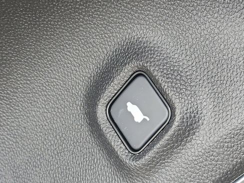 Certified 2024 Acura MDX SH-AWD image 28