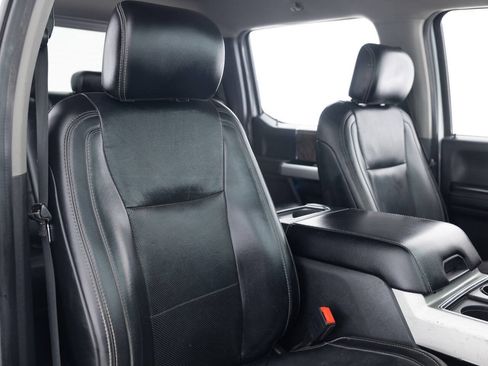 Used 2019 Ford F250 Lariat w/ Lariat Ultimate Package AWD/4WD image 33