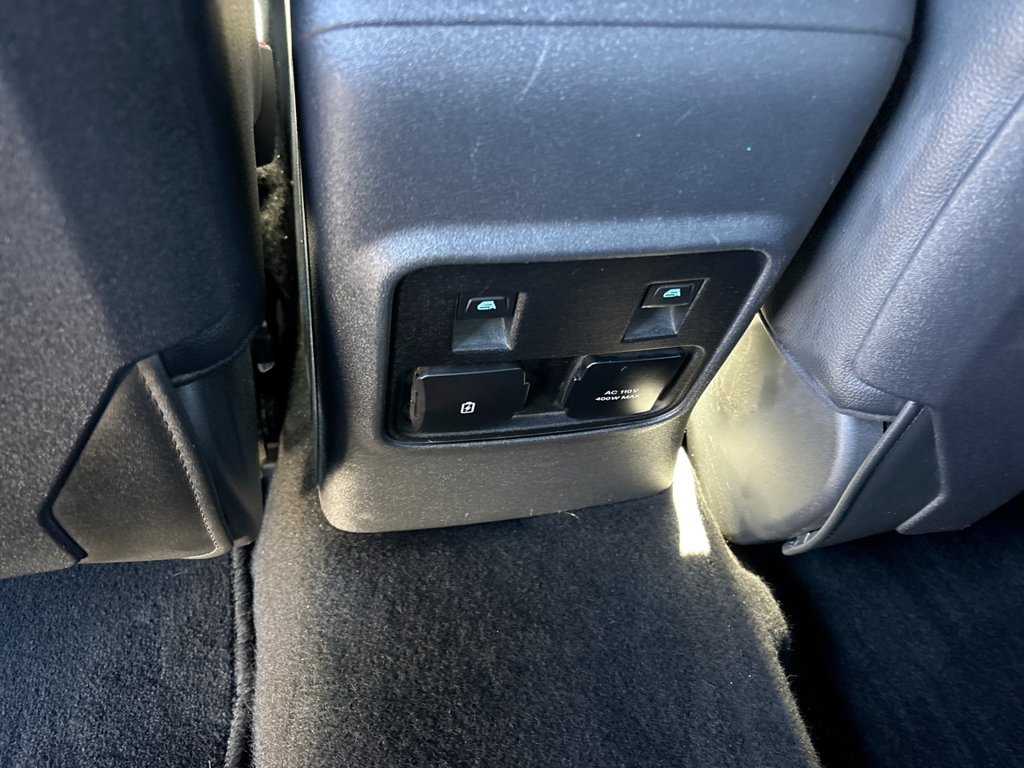 Used 2023 Ford Bronco Badlands w/ Sasquatch Package AWD/4WD image 21