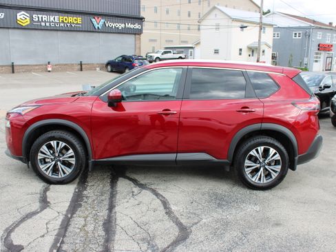 Certified 2023 Nissan Rogue SV w/ SV Premium B Package AWD/4WD image 2