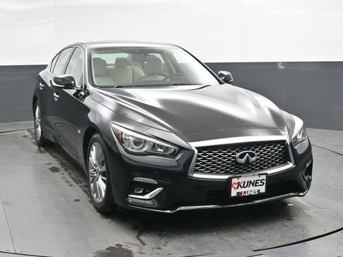 Used 2020 INFINITI Q50 Luxe w/ Essential Package (3.0T Luxe) AWD/4WD image 6