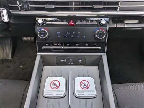 New 2026 Hyundai Santa Fe SE image 18