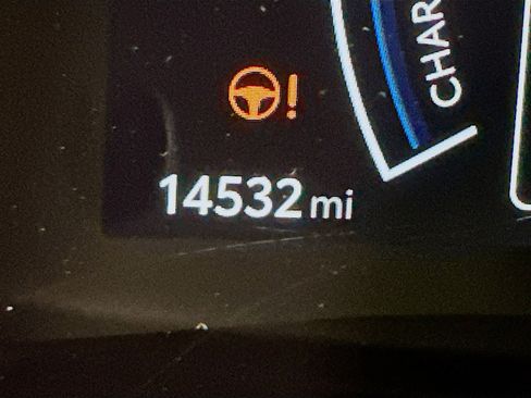 Used 2025 Toyota Camry LE image 19