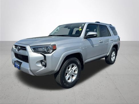 Used 2024 Toyota 4Runner SR5 Premium w/ Moonroof Package AWD/4WD image 2
