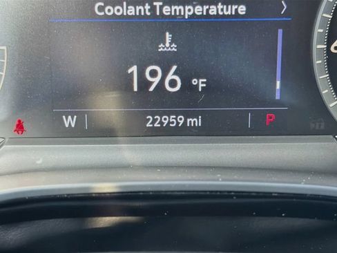 Used 2024 Cadillac XT6 Premium Luxury FWD image 43