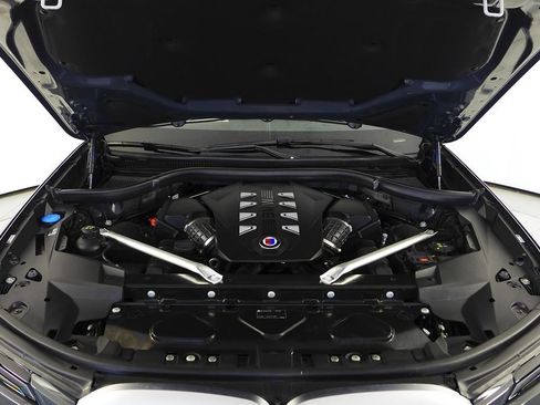Used 2023 BMW ALPINA XB7 AWD/4WD image 6